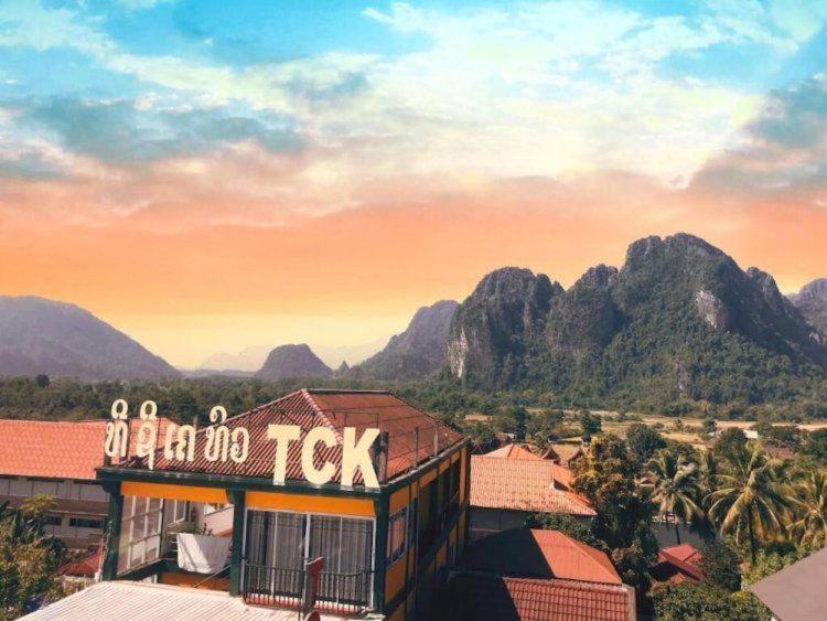 Vang Vieng Ruby Backpackers Hostel エクステリア 写真