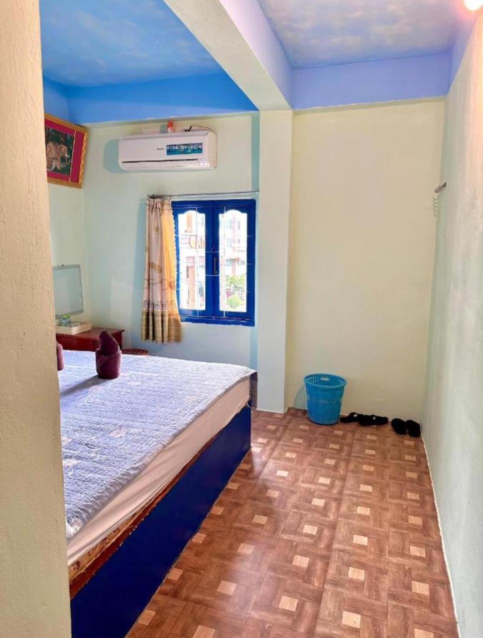 Vang Vieng Ruby Backpackers Hostel エクステリア 写真