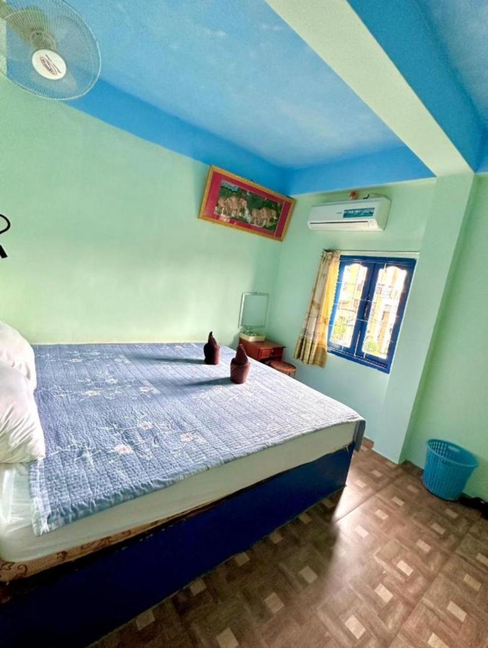 Vang Vieng Ruby Backpackers Hostel エクステリア 写真