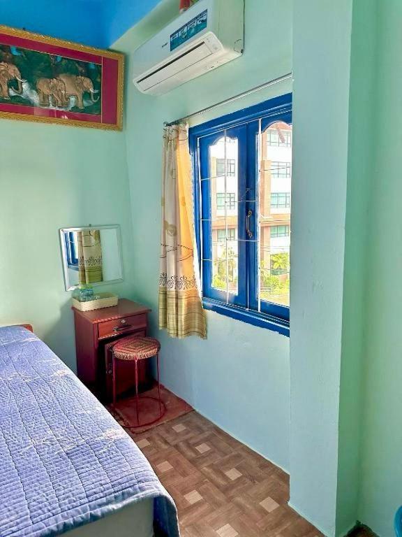 Vang Vieng Ruby Backpackers Hostel エクステリア 写真