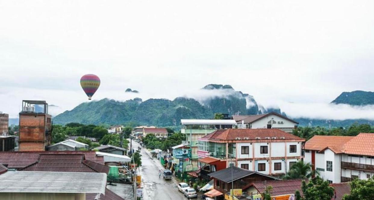 Vang Vieng Ruby Backpackers Hostel エクステリア 写真